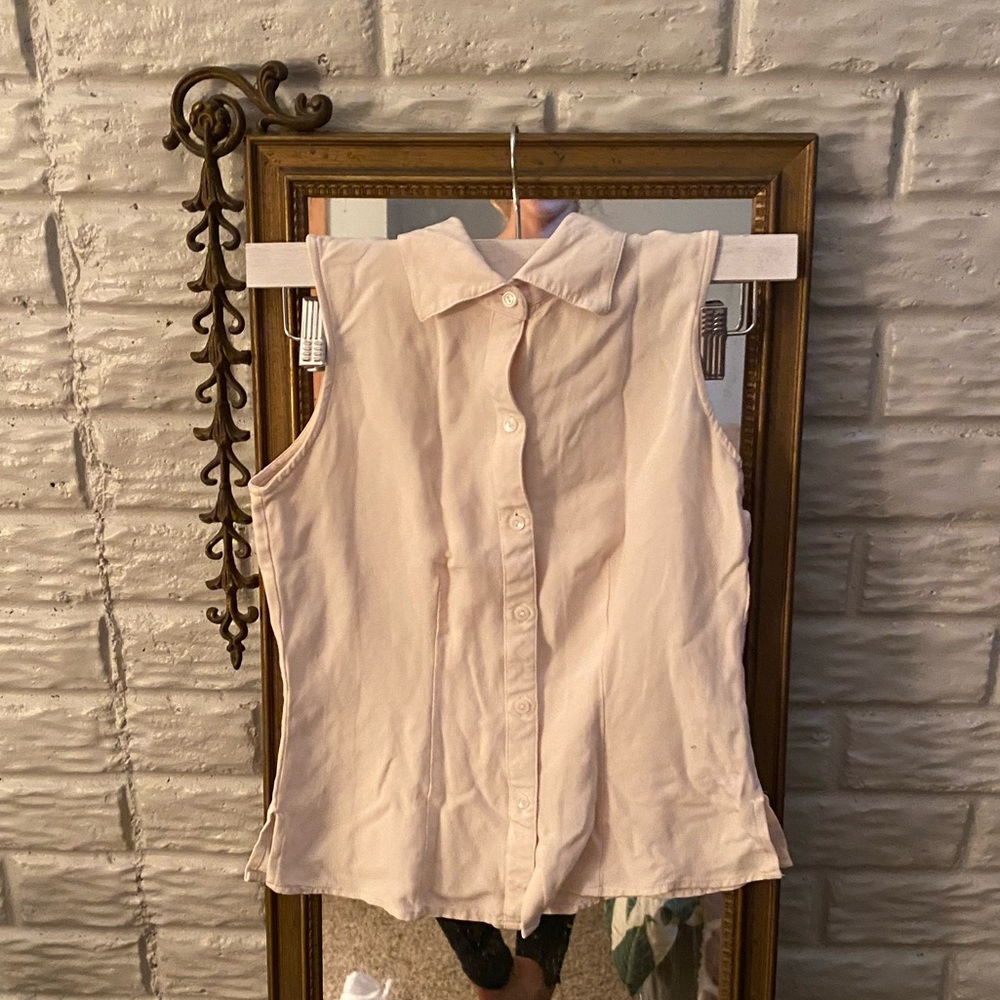 💙Cream button up tank shirt💙